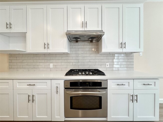 Foto del edificio - 1818 Maidenhair Ln