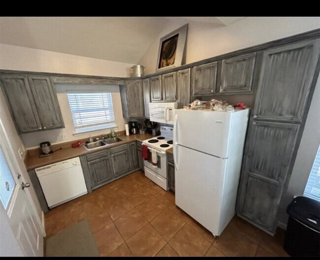 Cocina - 367 Jack Hampton Dr