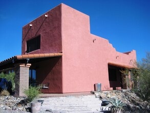 Building Photo - 2801 Paradise Mountain Rd