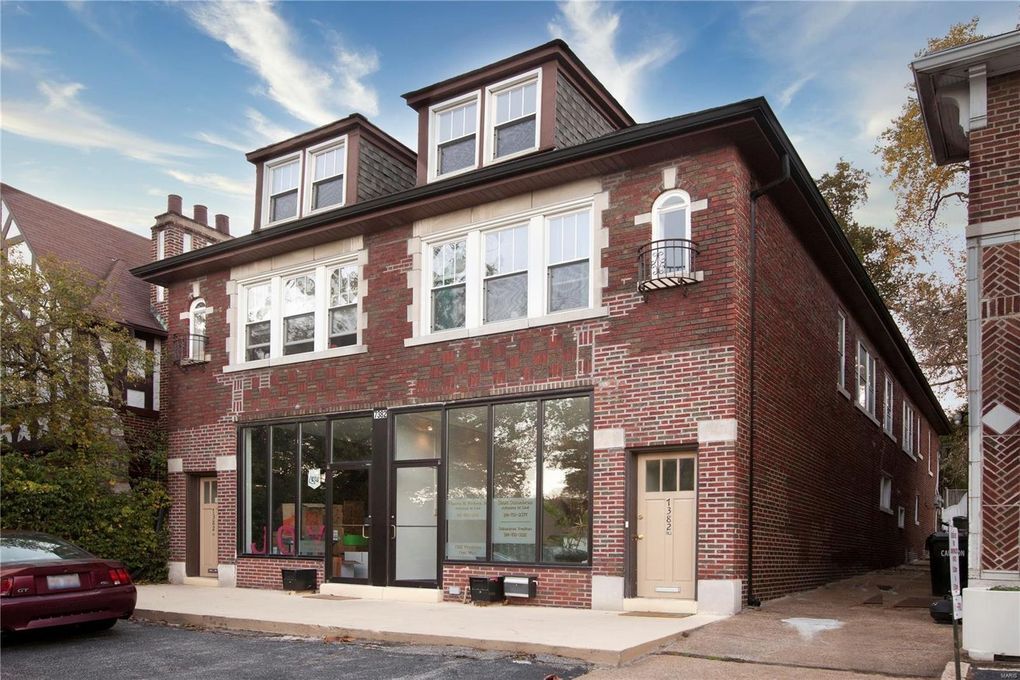 7382 Pershing, Unit 2E - 7382 Pershing Ave