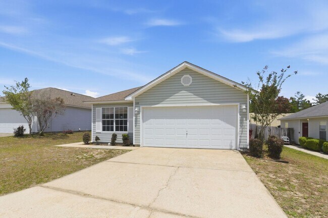 Foto del edificio - 3 Bedroom in Crestview!!