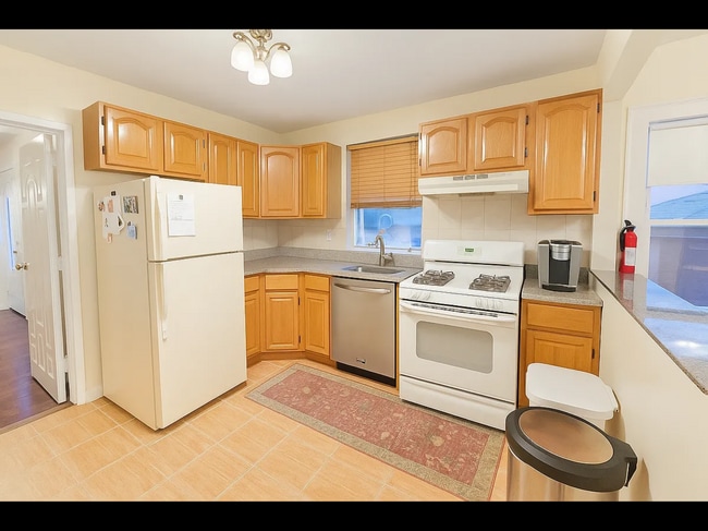 Foto del edificio - 2819 21st Ave