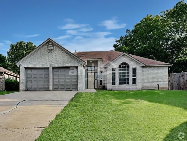 Building Photo - 2115 Rosemary Ln
