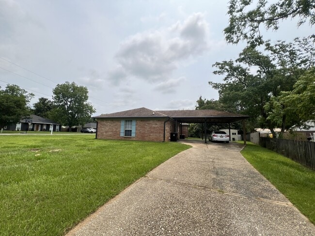 Building Photo - 18874 Mahan Loop