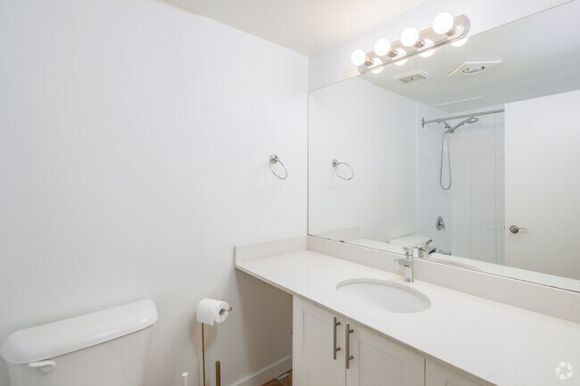 1BR, 1BA - 613SF - Peter Wall - Yorkshire