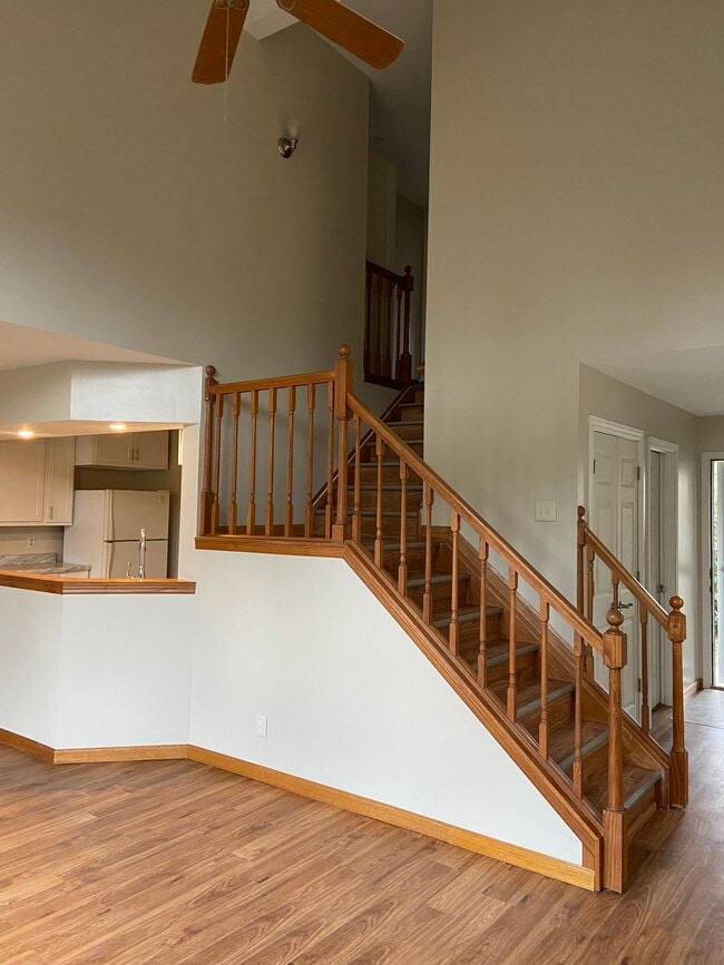 1101 Eisenhower Dr, Pekin, IL 61554 Townhome Rentals in Pekin IL