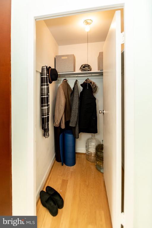 Foto principal - 1601 18th St NW