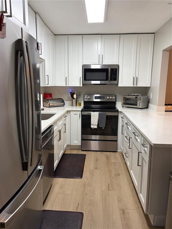Building Photo - 1225 Pine Ridge Cir W