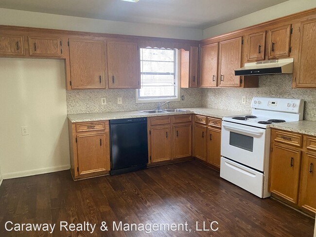 Building Photo - 3 br, 1 bath House - 1807 Leslie