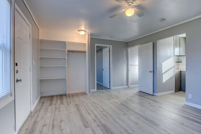 Foto del edificio - Eastgate Apartments