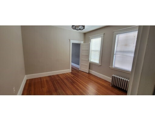 Primary Photo - 20 Eastern Ave