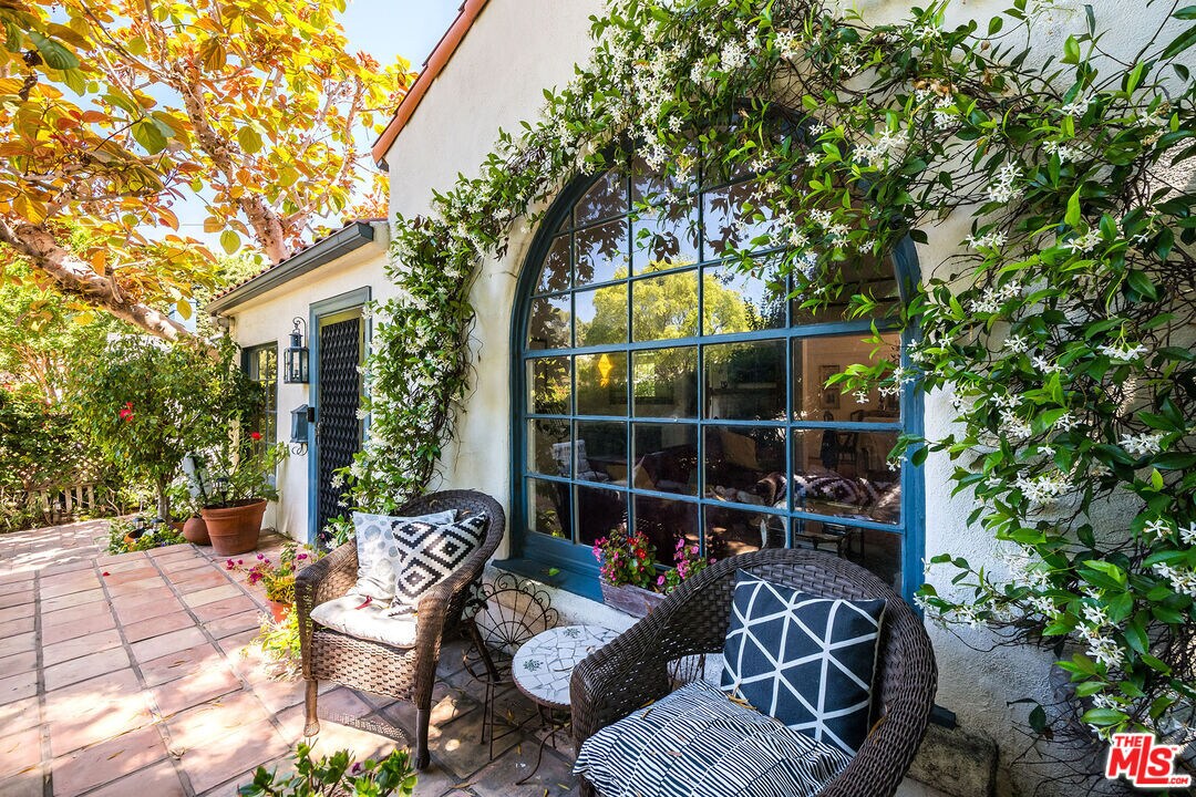 Foto principal - 12109 Hillslope St