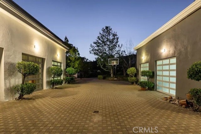 Building Photo - 23400 W Moon Shadows Dr