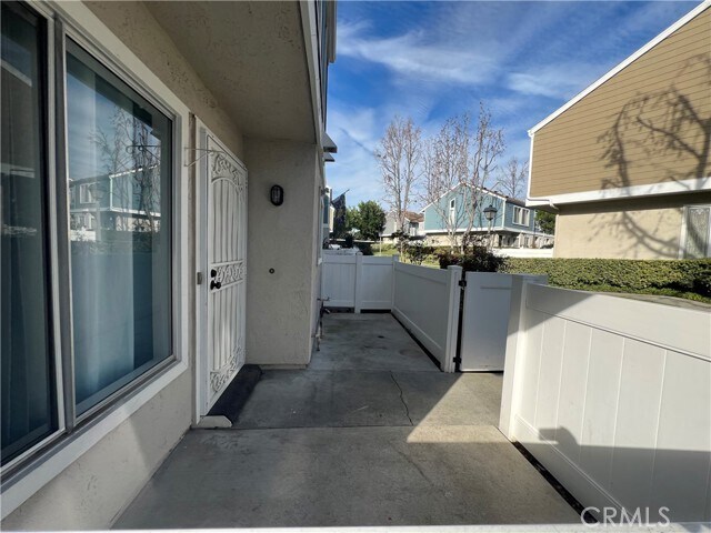 Foto del edificio - 36 Birchwood Ln