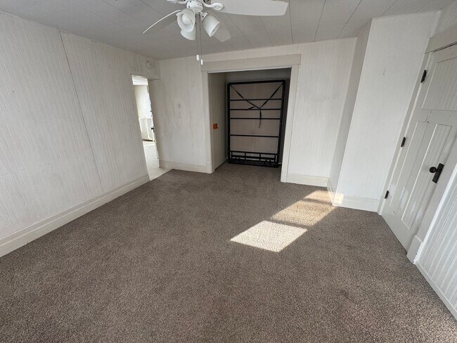 Foto del edificio - 2221 Olive St