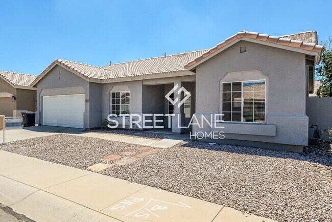 Building Photo - JUST REDUCED!