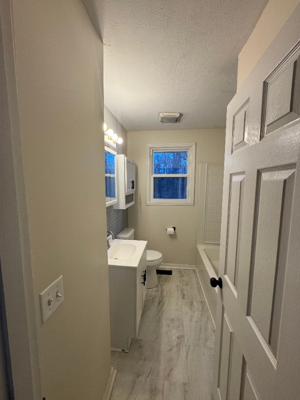 Building Photo - 101 Circle Dr