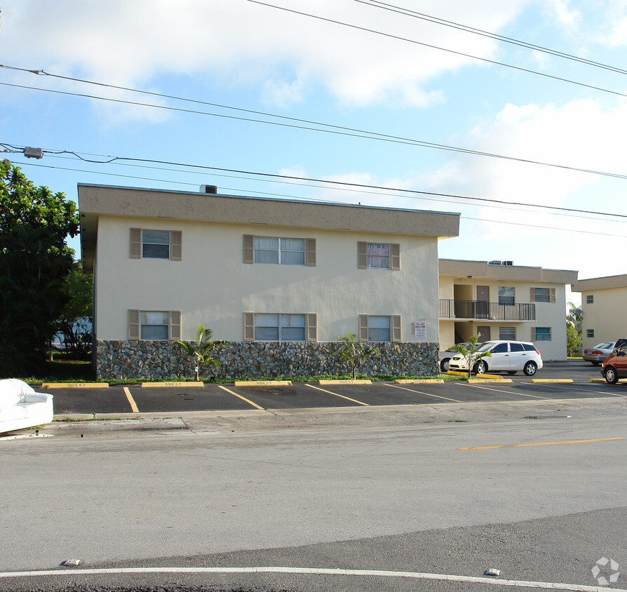 Parking Lot - 5899 SW 36th Ct