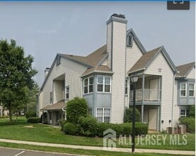 Building Photo - 177 Andover Pl