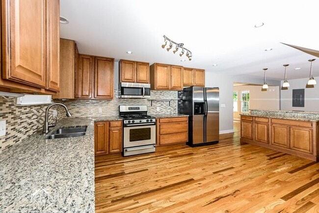 Foto del edificio - 501 Park Cir