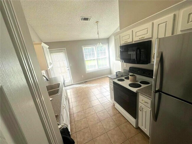 Building Photo - 2743 Sam Calvin Dr