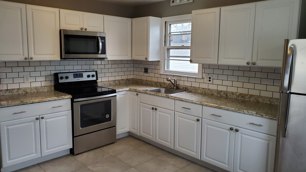 211 Gertrude Terrace, Dunellen, NJ 08812 Apartments in Dunellen, NJ