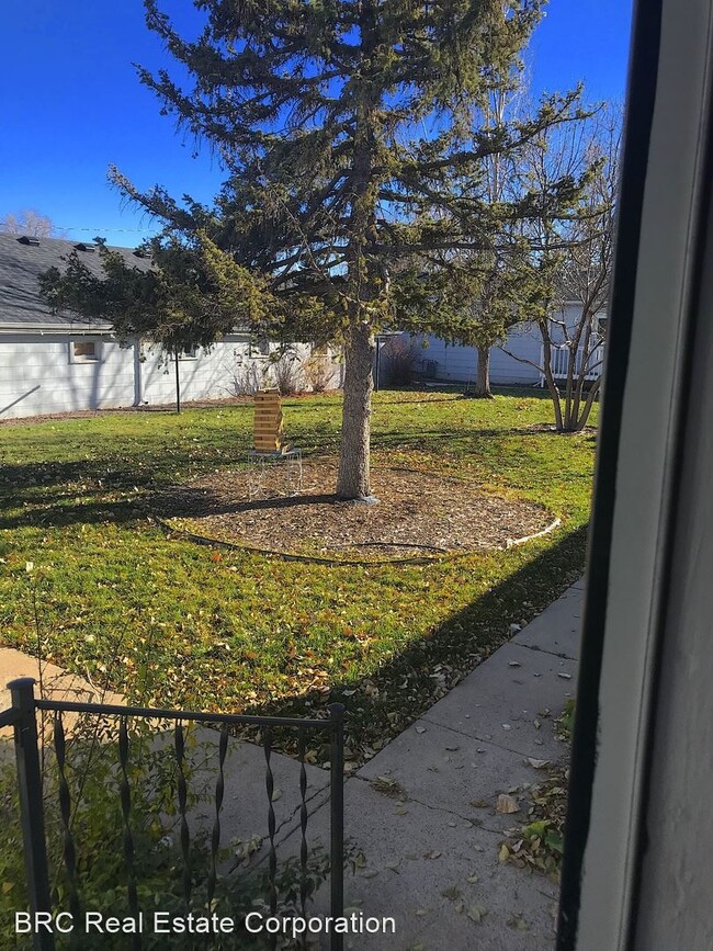 Building Photo - 1 br, 1 bath Apartment - 1390 Vance Street