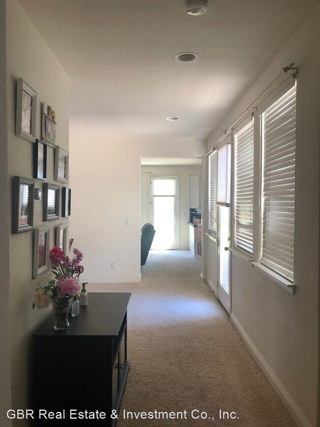 Foto del edificio - 4 br, 2.5 bath House - 1360 Freswick Drive