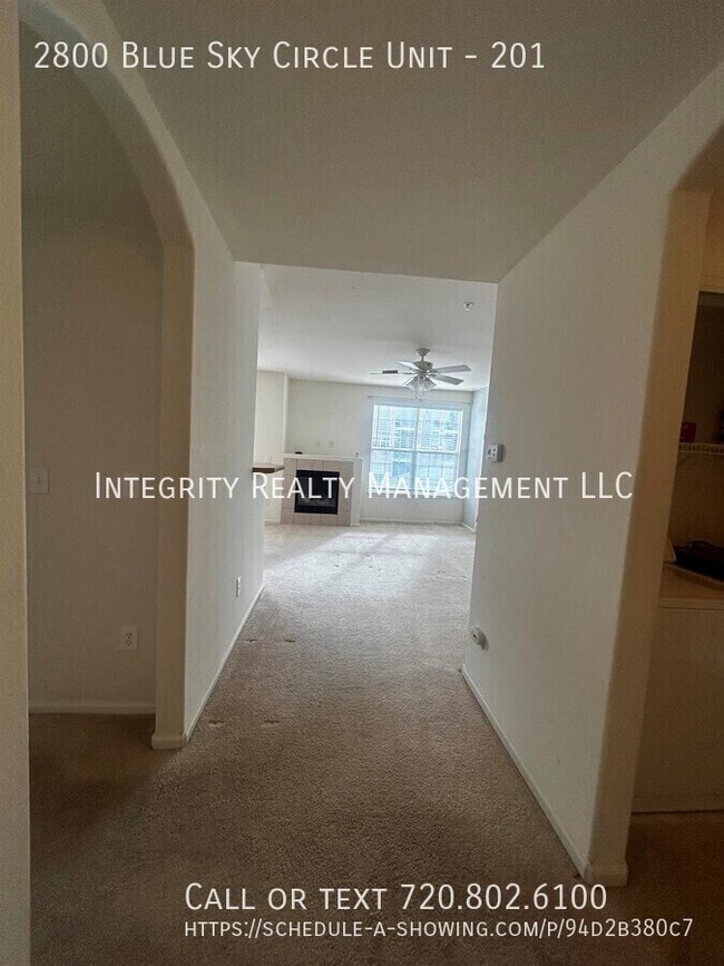 Building Photo - 2800 Blue Sky Cir