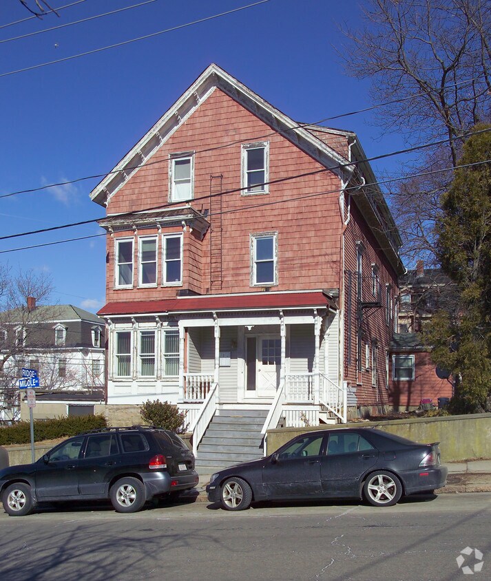 Foto del edificio - 904 Middle St