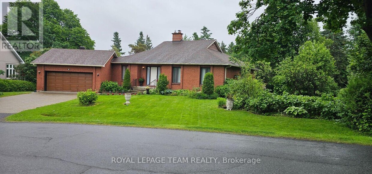 Photo principale - 8 Swans Way S