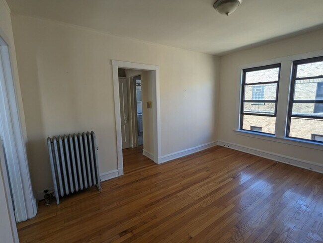 Foto del edificio - 2649 N Spaulding Ave