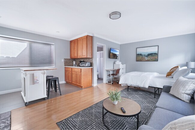 Building Photo - 116 Buccaneer St