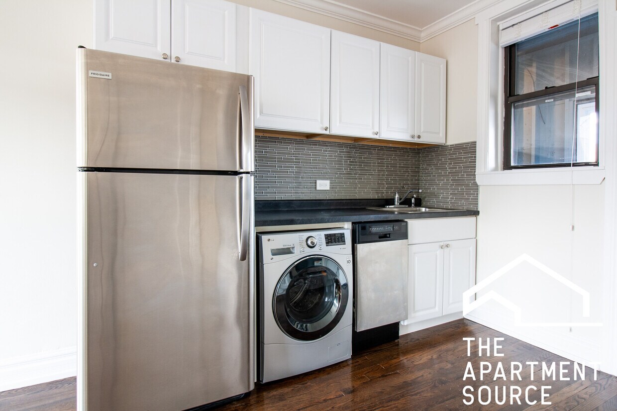 Foto principal - 1056 W Lill Ave