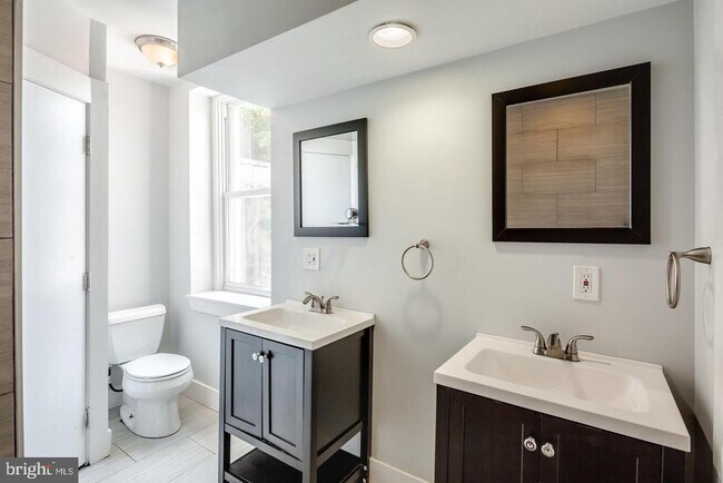 Foto del edificio - 1720 N Marshall St