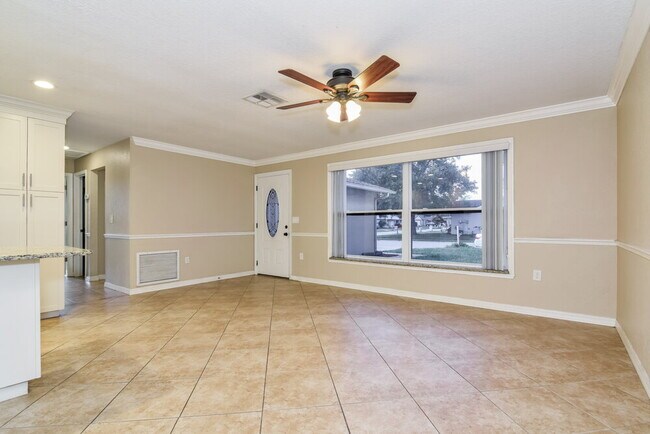 Building Photo - 3746 Murrow St