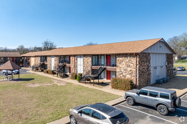 Building Photo - North Brook Apartments