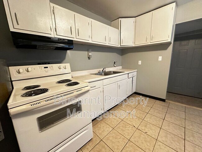 Foto del edificio - 450 4th Thomas St