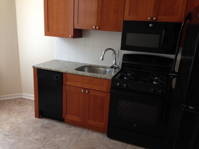 Cocina - 120 N 34th St