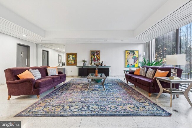 Foto del edificio - 7301 Coventry Ave