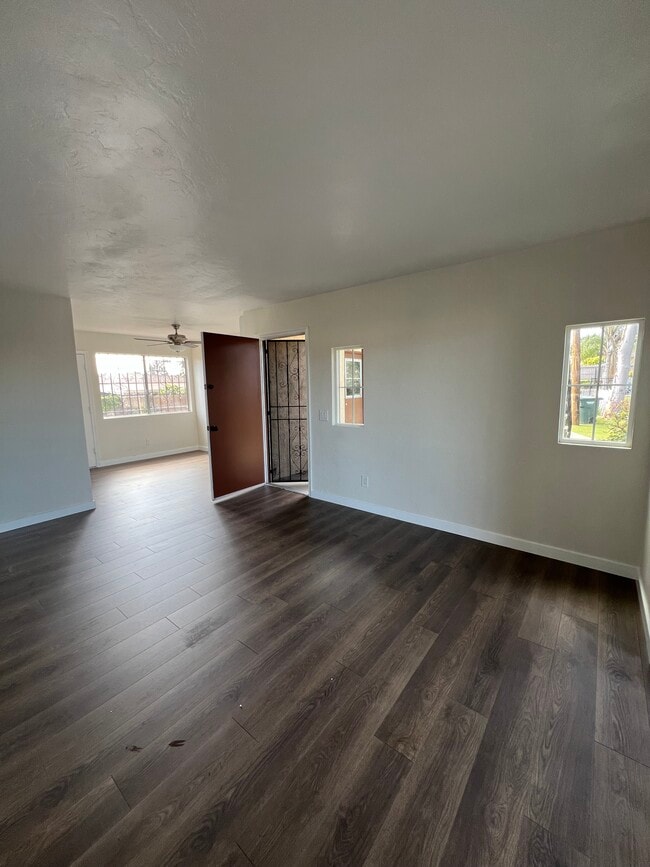 Foto del edificio - 1702 E 7th St