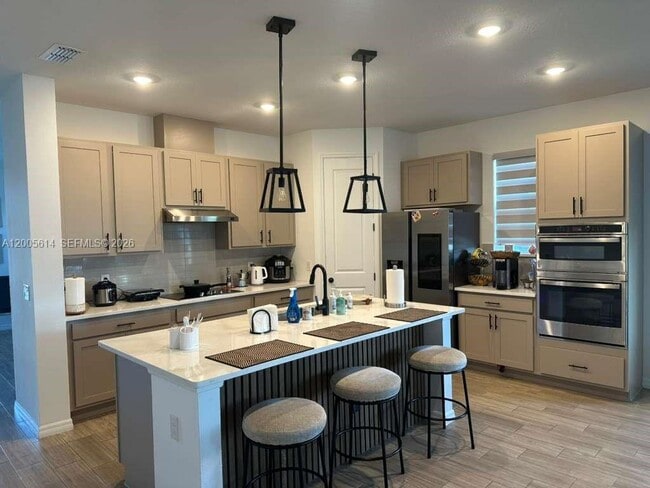 Foto del edificio - 2952 Embark Trl