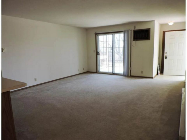 Foto del edificio - 6430 W Layton Ave