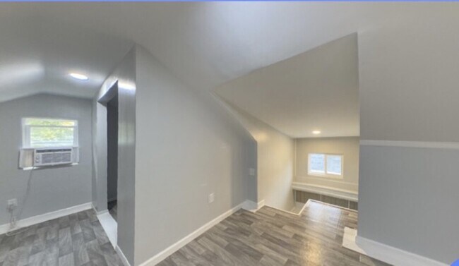 Building Photo - 1227 24th
