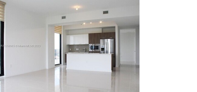 Foto del edificio - 5252 NW 85th Ave