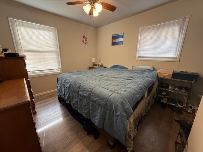 Building Photo - Spacious 3-Bedroom Home with Large Backyard