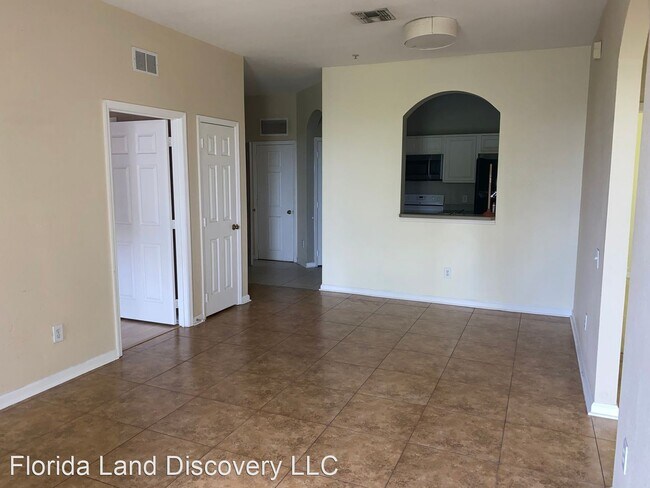 Building Photo - 3 br, 2 bath House - 6166 Stevenson Dr Uni...