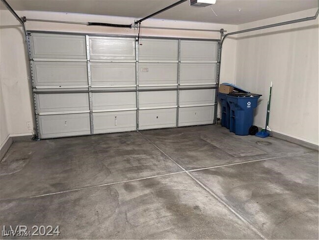 Building Photo - 11332 Belmont Lake Dr