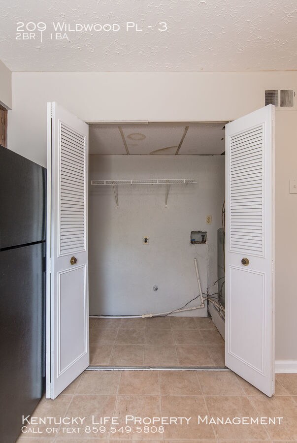 Foto del edificio - 209 Wildwood Pl