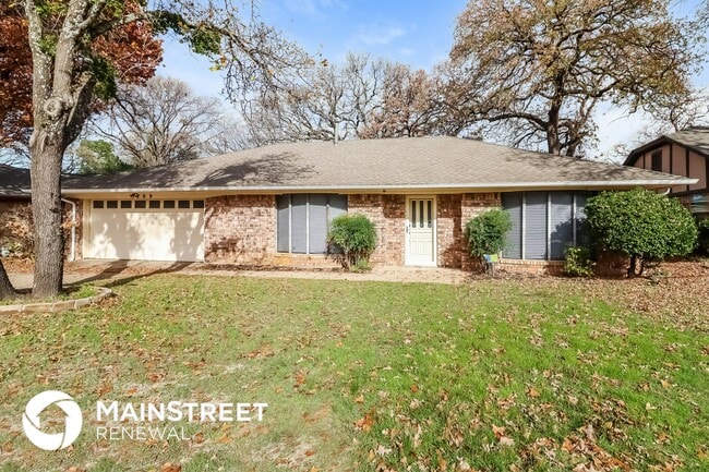 Building Photo - 5709 Trail Crest Dr